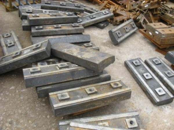 Hammers and Crusher WheelRing of Wear Resistant Casting Steel
