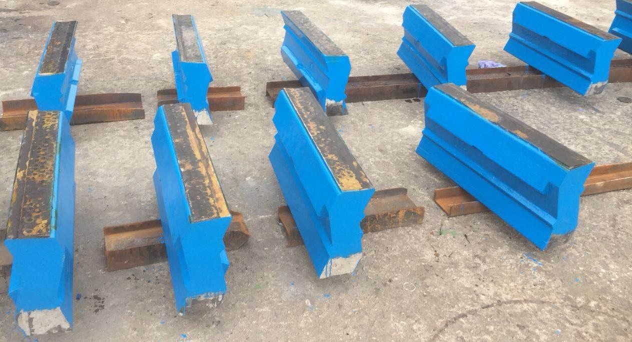 Martensite Steel Ceramic insert Blow bar