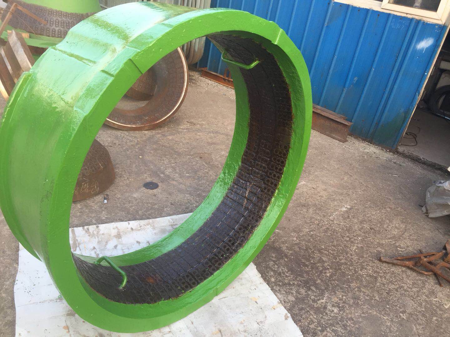Ceramic insert CS440 Mantle / Concave
