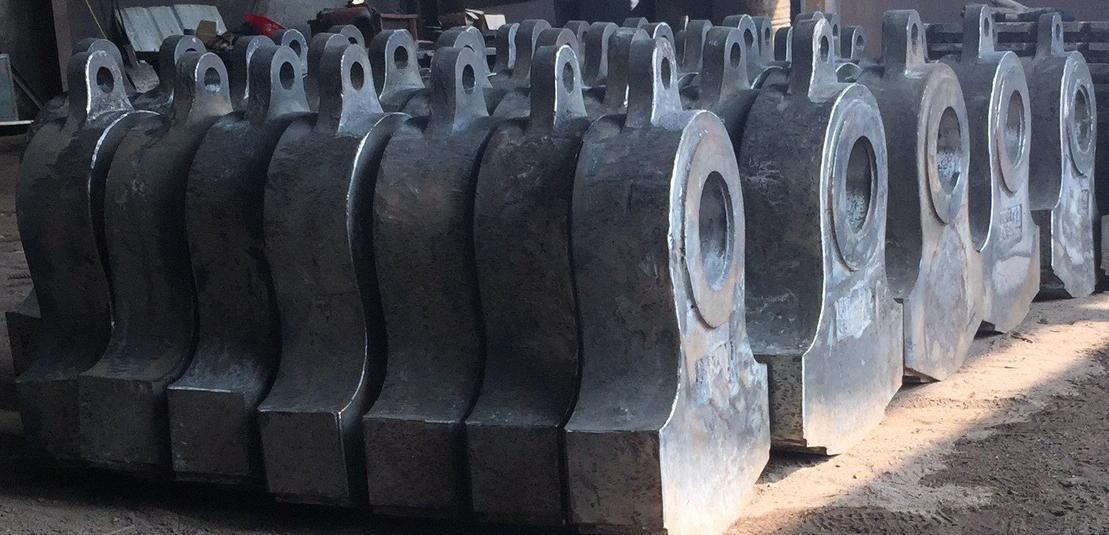 Ceramic insert hammer