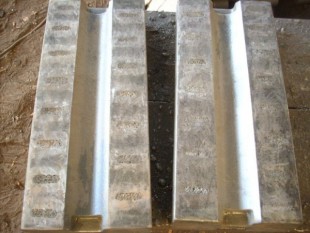 Ceramic blow bar